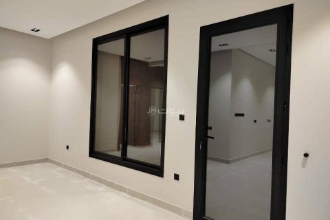 2 bedrooms Apartment in Riyadh, Saudi Arabia No. 99680 9