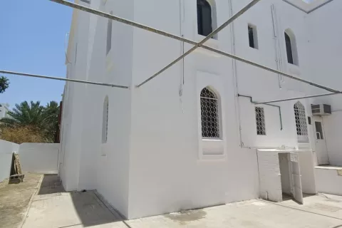 5 bedrooms Villa in Muscat, Oman No. 66944 3