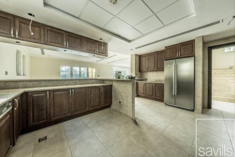 4 bedrooms Villa in Jumeirah Park, UAE No. 194376 18