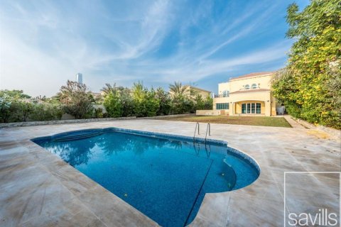 4 bedrooms Villa in Jumeirah Park, UAE No. 194376 10
