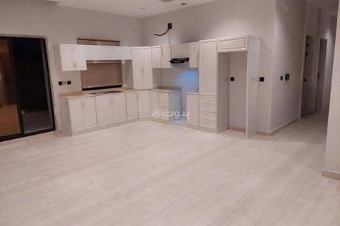 4 bedrooms Apartment in Riyadh, Saudi Arabia No. 61379