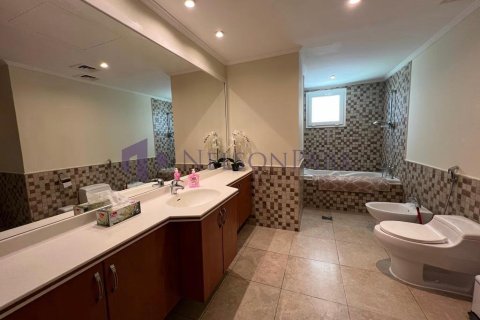 2 bedrooms Apartment in Doha, Qatar No. 56788 7