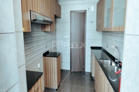 2 bedrooms Apartment in AJWAN TOWERS Saadiyat Island, UAE No. 4574 15