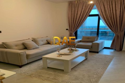 2 bedrooms Apartment in Al Jaddaf, UAE No. 35524