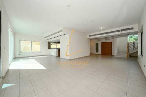 4 bedrooms Villa in Jumeirah Park, UAE No. 208393 7