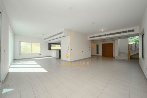 4 bedrooms Villa in Jumeirah Park, UAE No. 208393 6
