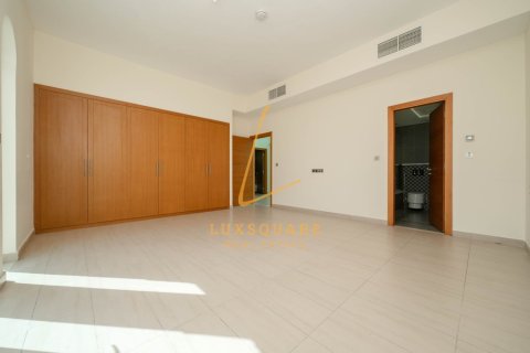 4 bedrooms Villa in Jumeirah Park, UAE No. 208393 27