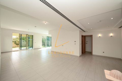 4 bedrooms Villa in Jumeirah Park, UAE No. 208393 5