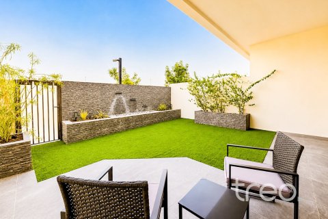3 bedrooms Villa in EMAAR South, UAE No. 206239