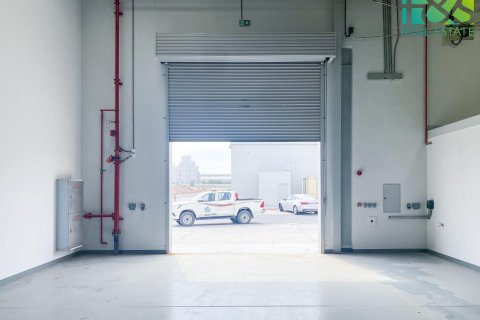 Warehouse de 400m² à RAK FTZ, UAE No. 23585 7