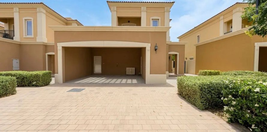 3 bedrooms Townhouse in Dubai, UAE No. 186944