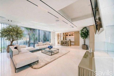 6 bedrooms Villa in Signature Villas, UAE No. 193907 10