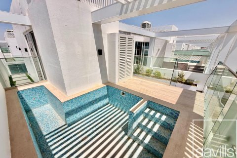 4 bedrooms Villa in Al Barari, UAE No. 193904 6