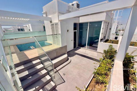 4 bedrooms Villa in Al Barari, UAE No. 193904 16