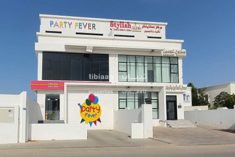 57.75m² Shop in As Sib, Oman No. 53835