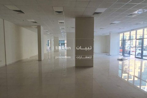 340m² Shop in Al Khuwair, Oman No. 53834 9