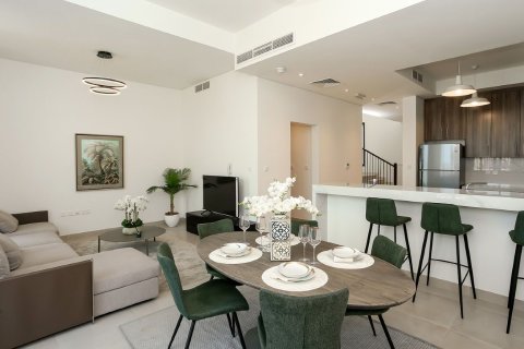 2 bedrooms Townhouse in Ras Al Khaimah, UAE No. 183713