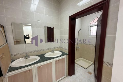 Villa de 5 dormitorios en Doha, Qatar No. 57230 7