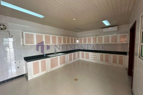 Villa de 5 dormitorios en Doha, Qatar No. 57230 17
