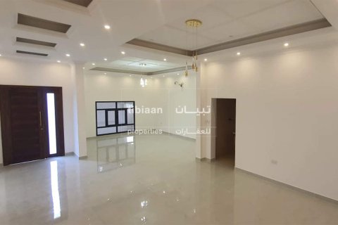8 bedrooms Villa in As Sib, Oman No. 53315 8