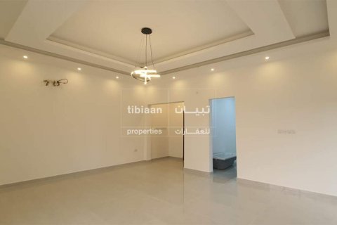 8 bedrooms Villa in As Sib, Oman No. 53315 10