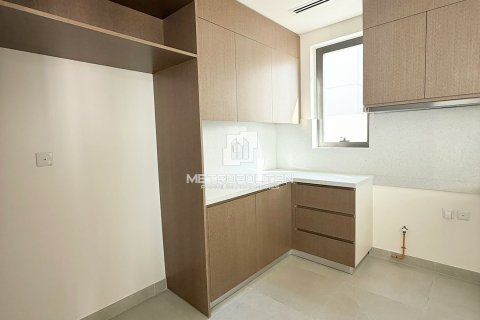 Вилла с 4 спальнями в Al Furjan, ОАЭ №130141 8