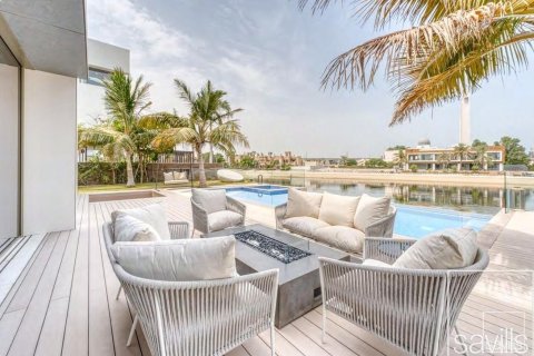 6 bedrooms Villa in Signature Villas, UAE No. 194290 16