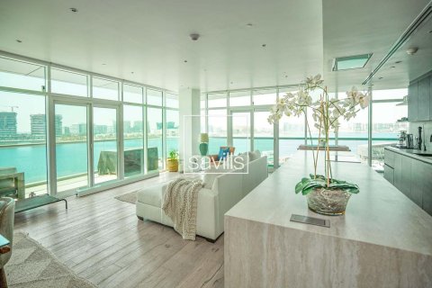3 bedrooms Apartment in Al Raha Beach, UAE No. 200382