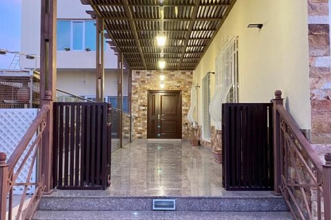 Villa de 5 chambres à Muscat, Oman No. 54588 5