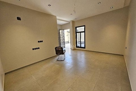 5 bedrooms Apartment in Riyadh, Saudi Arabia No. 60425