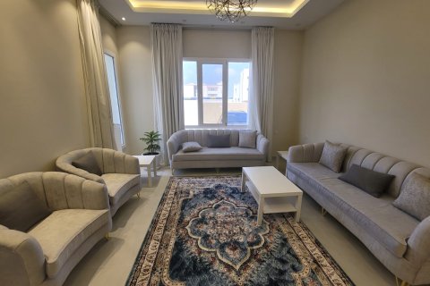 5 bedrooms Villa in Muscat, Oman No. 54469 5