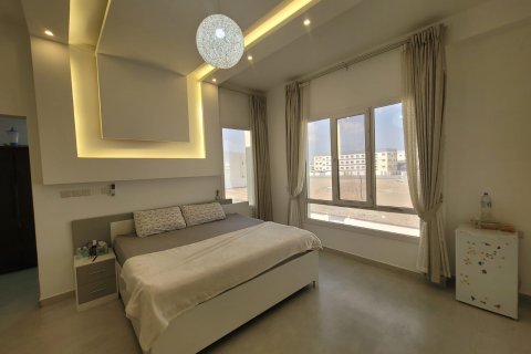 5 bedrooms Villa in Muscat, Oman No. 54469 3