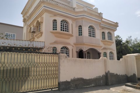 5 bedrooms Villa in Al Ansab, Oman No. 54470