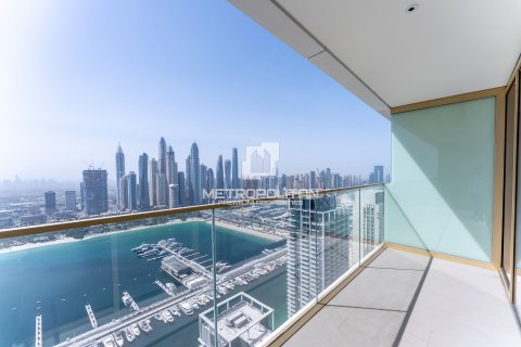 Apartment de 2 dormitorios en EMAAR Beachfront, UAE No. 77912