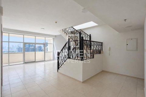 3 bedrooms Apartment in Royal Residence, UAE No. 206284