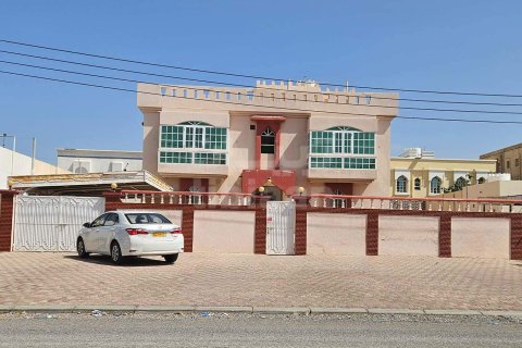 7 bedrooms Villa in As Sib, Oman No. 53619