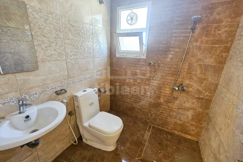 Townhouse de 4 dormitorios en Al Ansab, Oman No. 53587 8