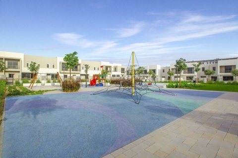 Townhouse de 3 chambres à Zahra Townhouses, UAE No. 165423 16