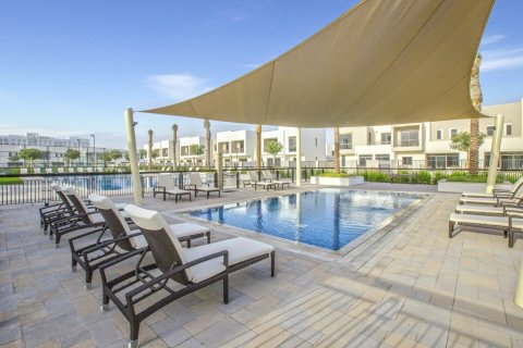 Townhouse de 3 chambres à Zahra Townhouses, UAE No. 165423 15