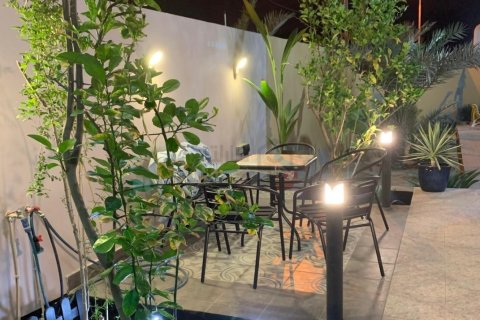 Villa de 3 dormitorios en A'ali, Bahrain No. 59183 4