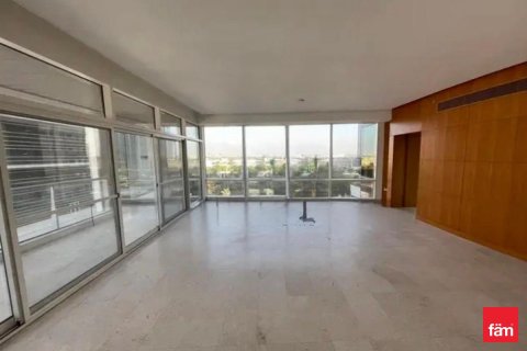2 bedrooms Apartment in Dubai, UAE No. 163829