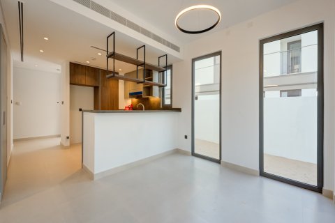 4 bedrooms Villa in Dubai Sports City, UAE No. 187000 3