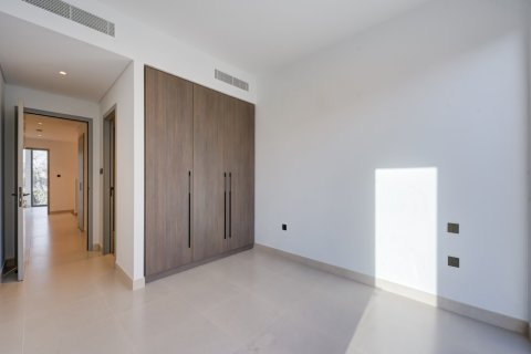 4 bedrooms Villa in Dubai Sports City, UAE No. 187000 11