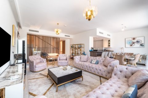 Villa de 4 chambres à Dubai Sports City, UAE No. 187001 6