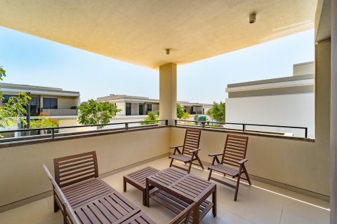 Villa de 4 chambres à Dubai Sports City, UAE No. 187001 23