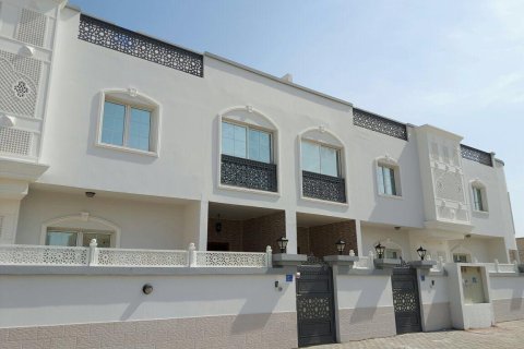 5 غرفة نوم  فيلا في مسقط , عُمان رقم 54595