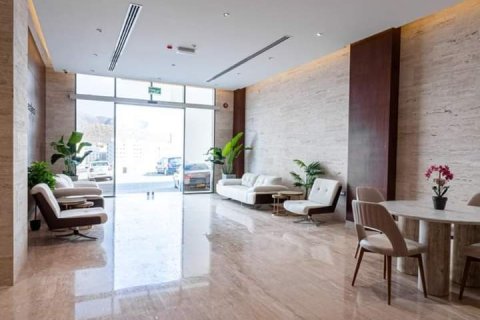 Commercial property de en Muscat, Oman No. 54597 3