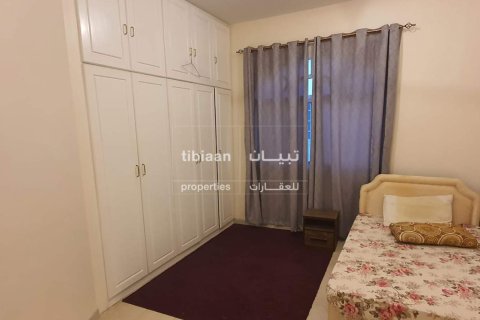 Villa Gemela de 4 dormitorios en As Sib, Oman No. 53388 6
