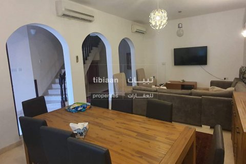 Villa Gemela de 4 dormitorios en As Sib, Oman No. 53388 4