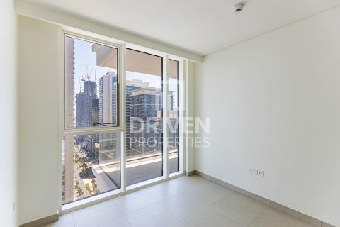 Apartment de 2 dormitorios en EMAAR Beachfront, UAE No. 192257 8